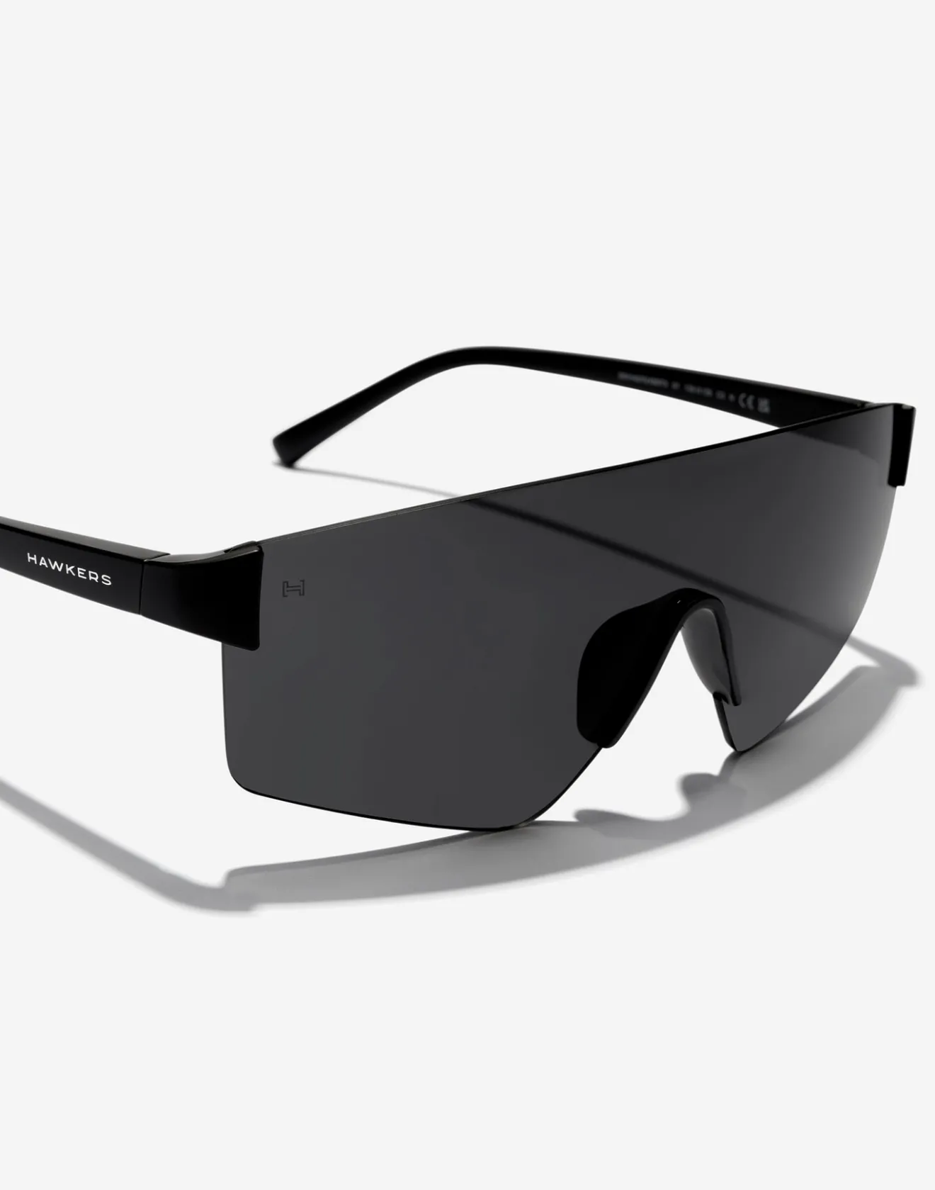 AERO - BLACK DARK>Hawkers Outlet