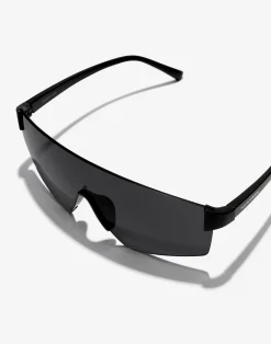 AERO - BLACK DARK><noscript><img width=