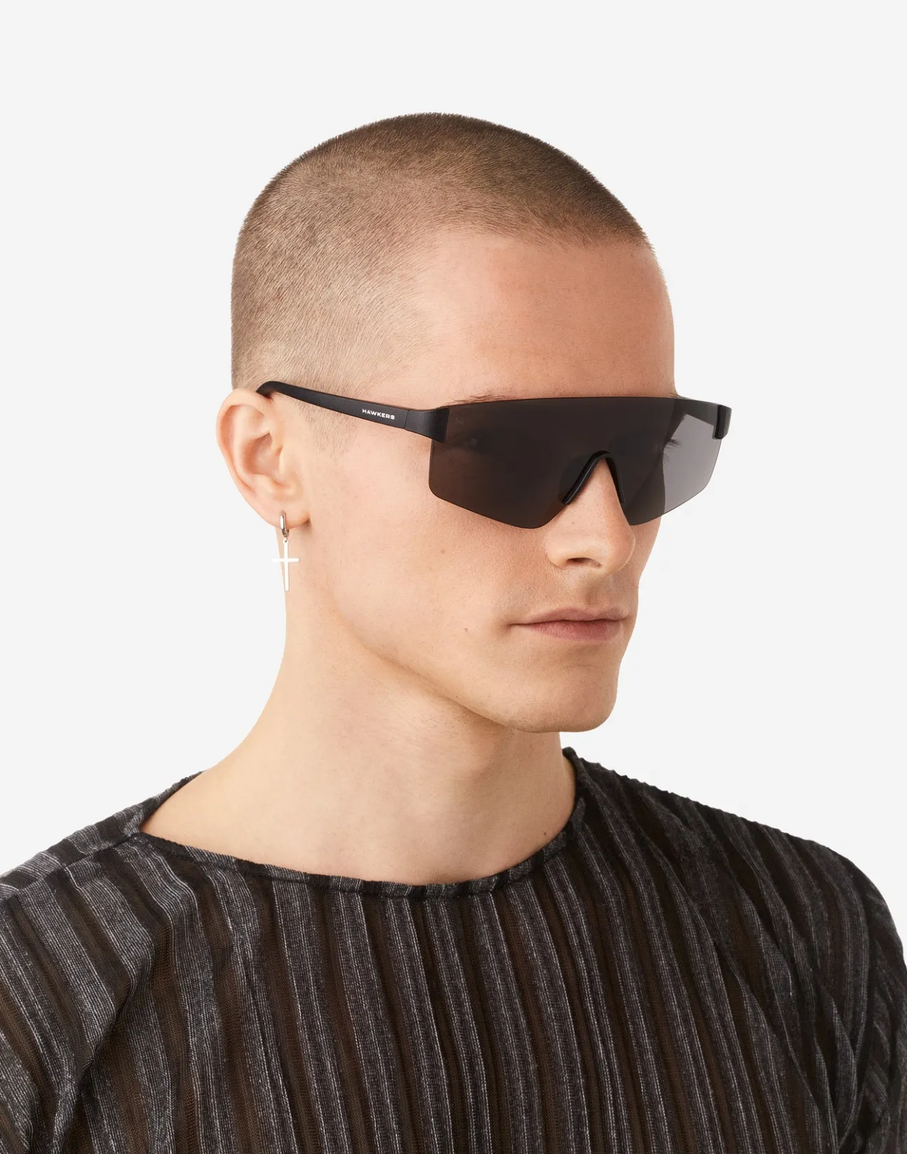 AERO - BLACK DARK>Hawkers Outlet
