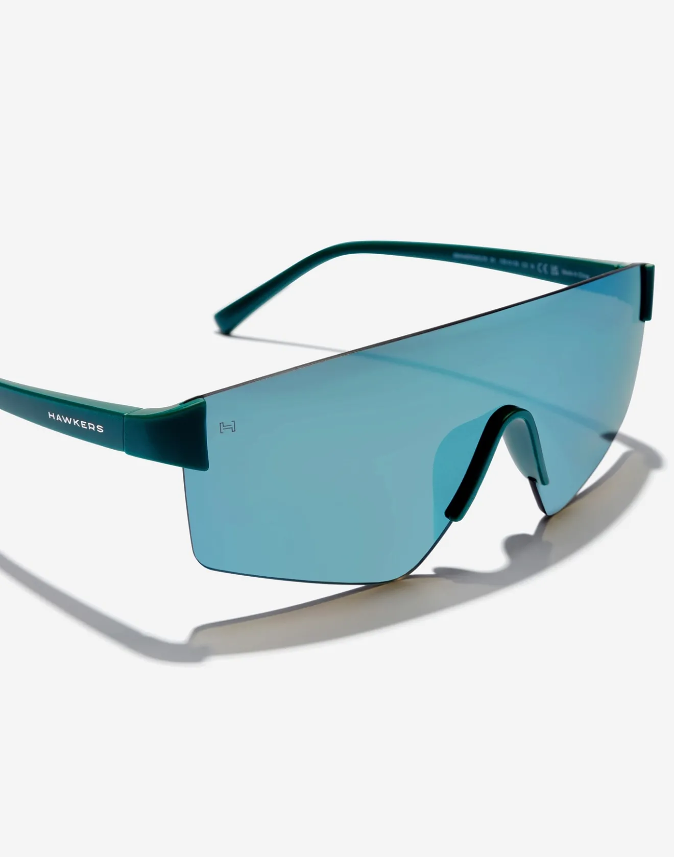 AERO - TEAL BLUE CHROME>Hawkers New