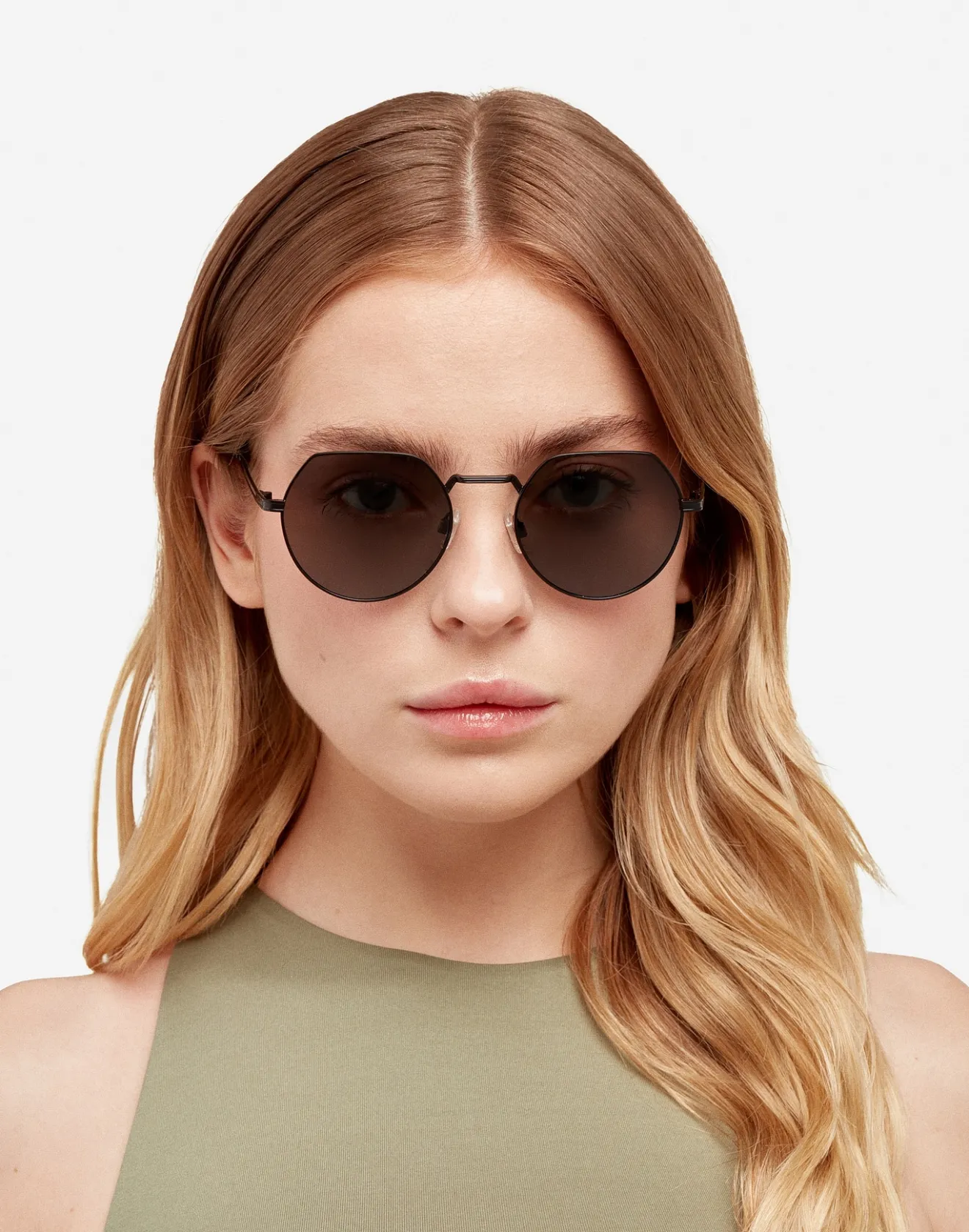 AURA - POLARIZED BLACK>Hawkers Clearance