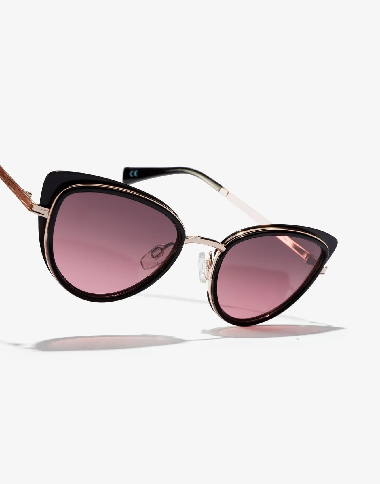 BLACK WINE FELINE>Hawkers Clearance
