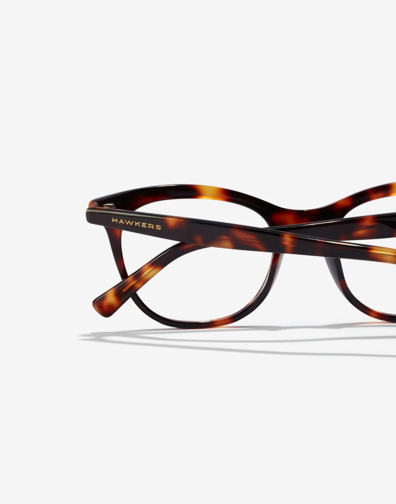 CAREY DOMAINE>Hawkers Fashion