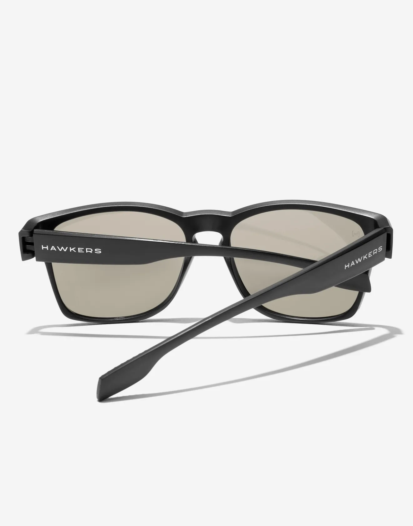 CORE RAW - POLARIZED BLACK SKY>Hawkers Best