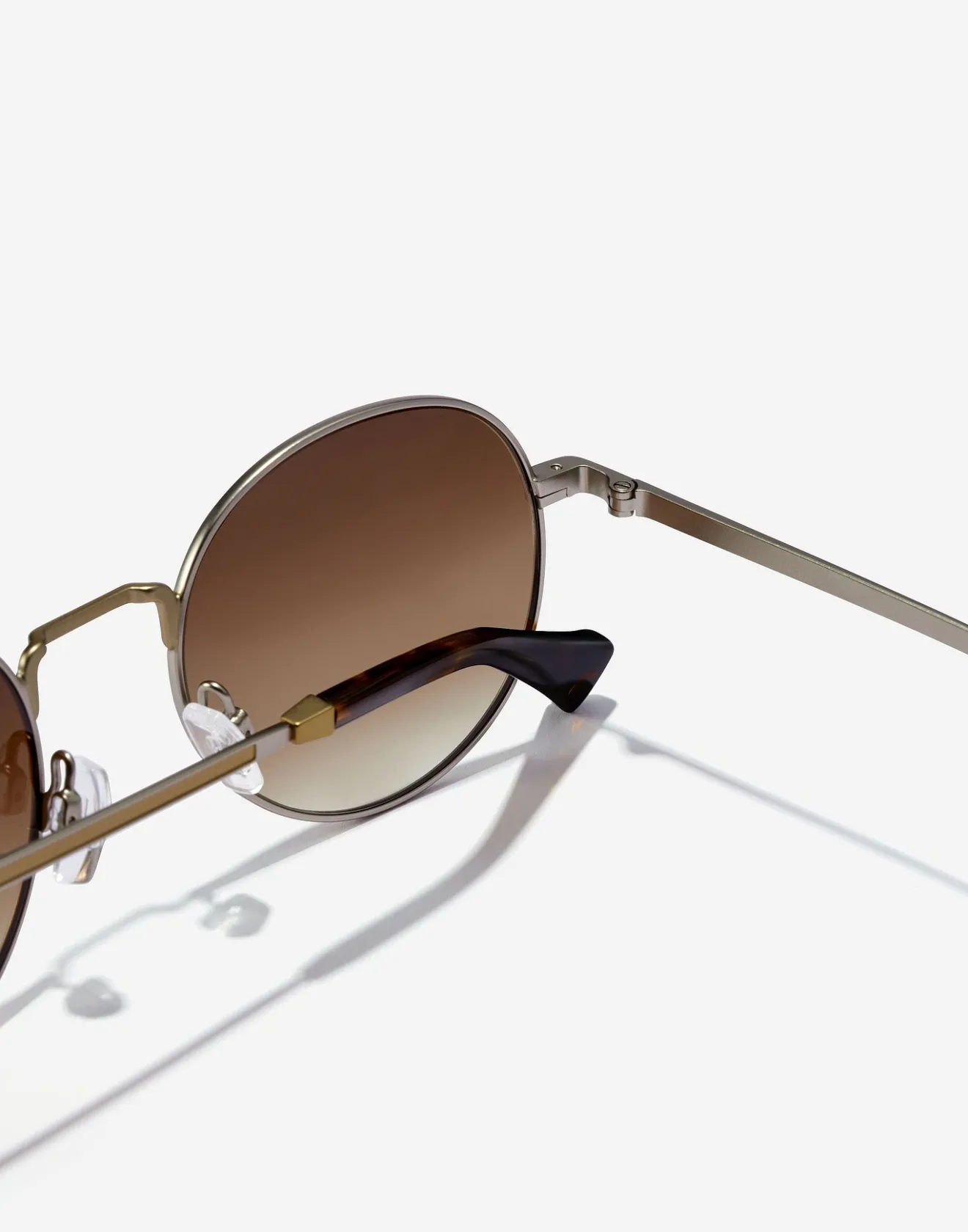 GOLD HAVANA MOMA>Hawkers Discount