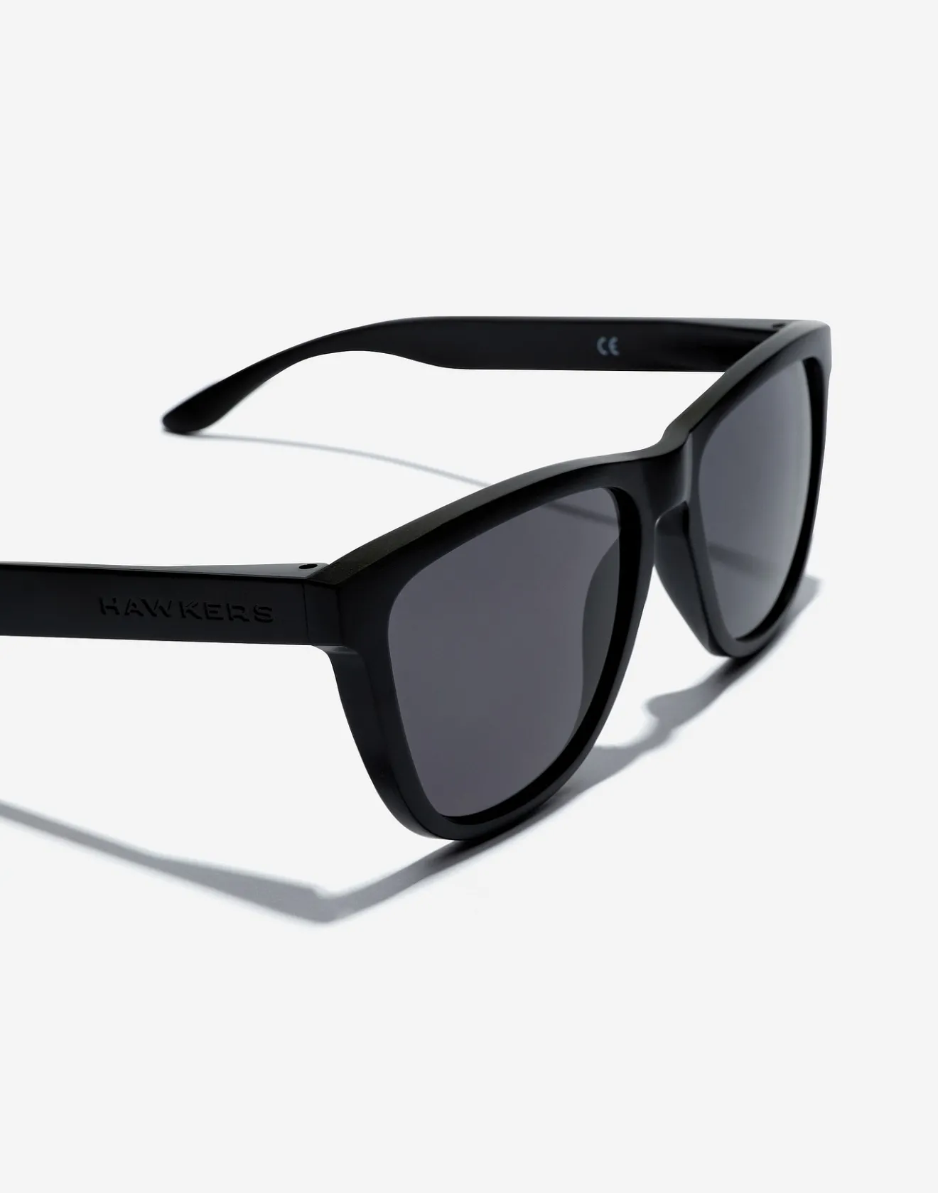 ONE RAW - BLACK DARK>Hawkers Sale
