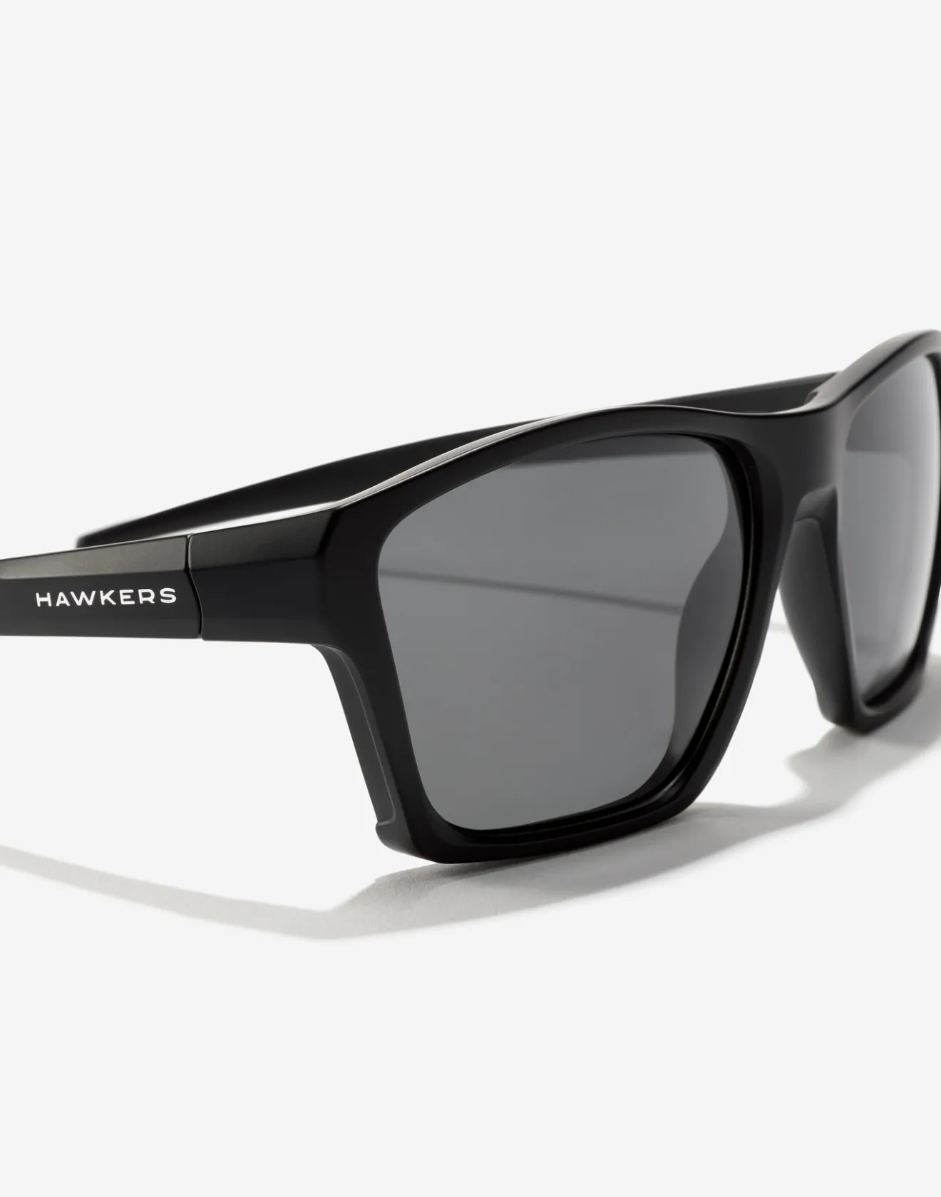 SHARK - POLARIZED BLACK DARK>Hawkers Sale