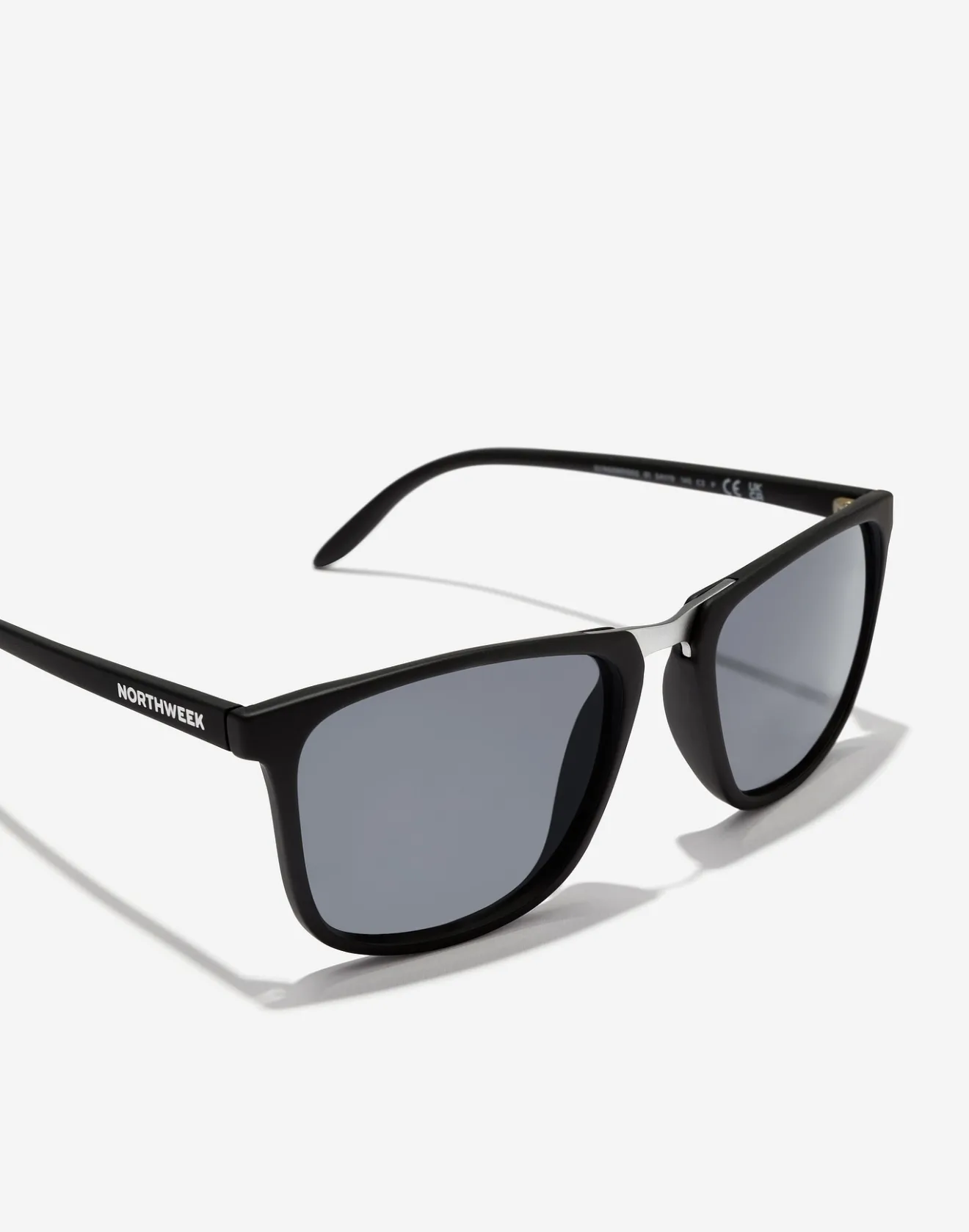 SHELTER MATTE BLACK - BLACK POLARIZED>Hawkers Sale