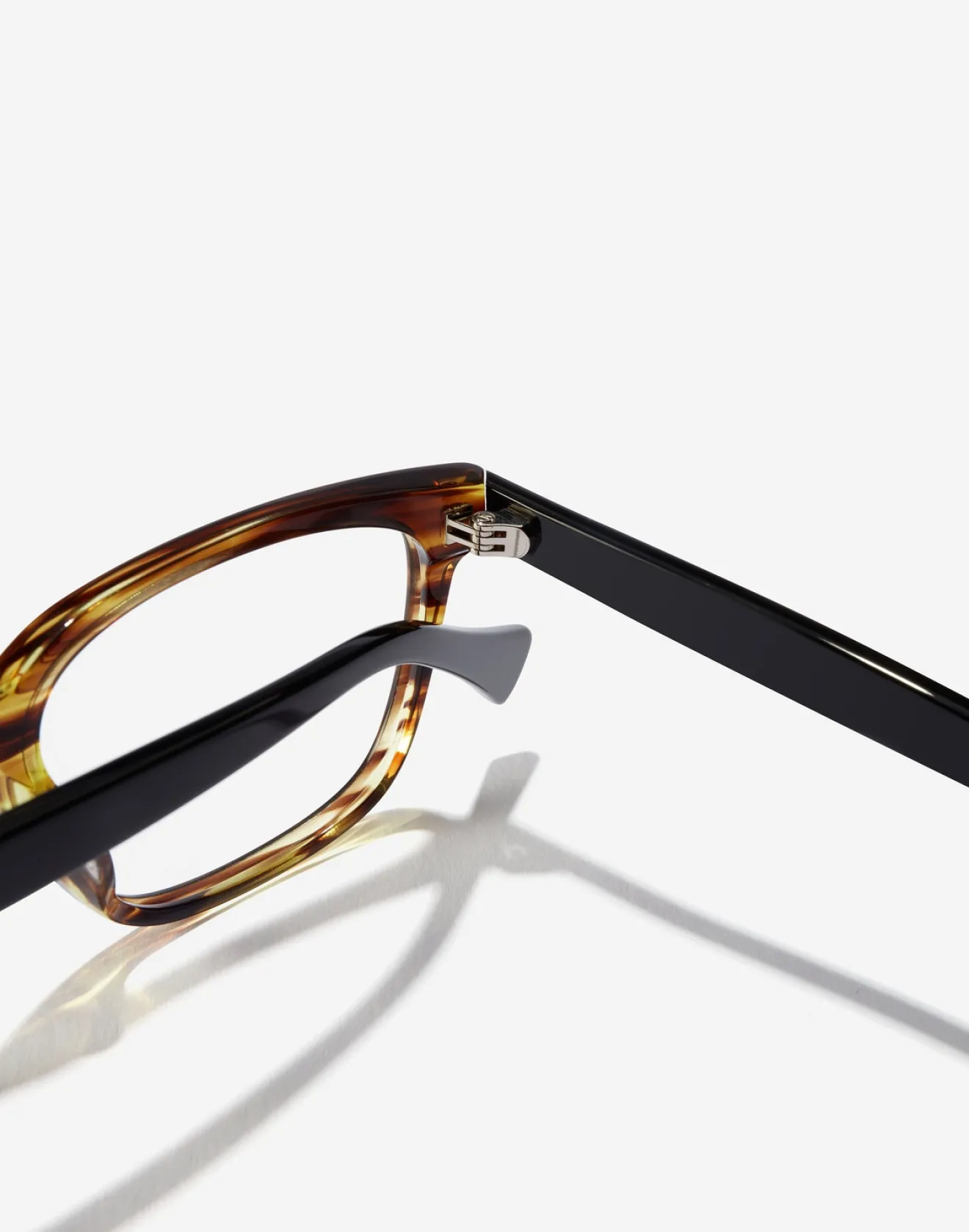 TIGER BLACK BARSAC>Hawkers Clearance
