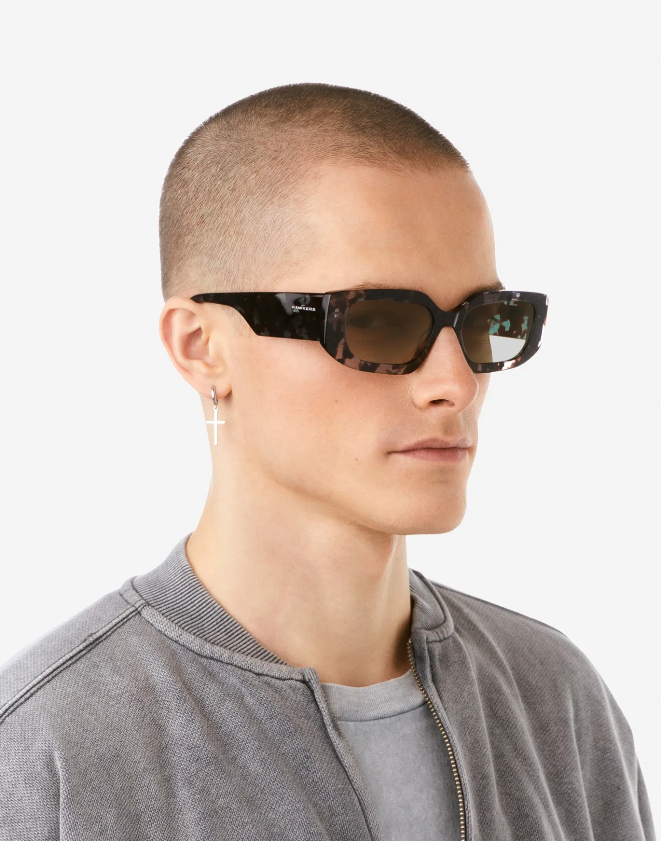 TRENDSET - GREY CAREY NATURE>Hawkers Sale